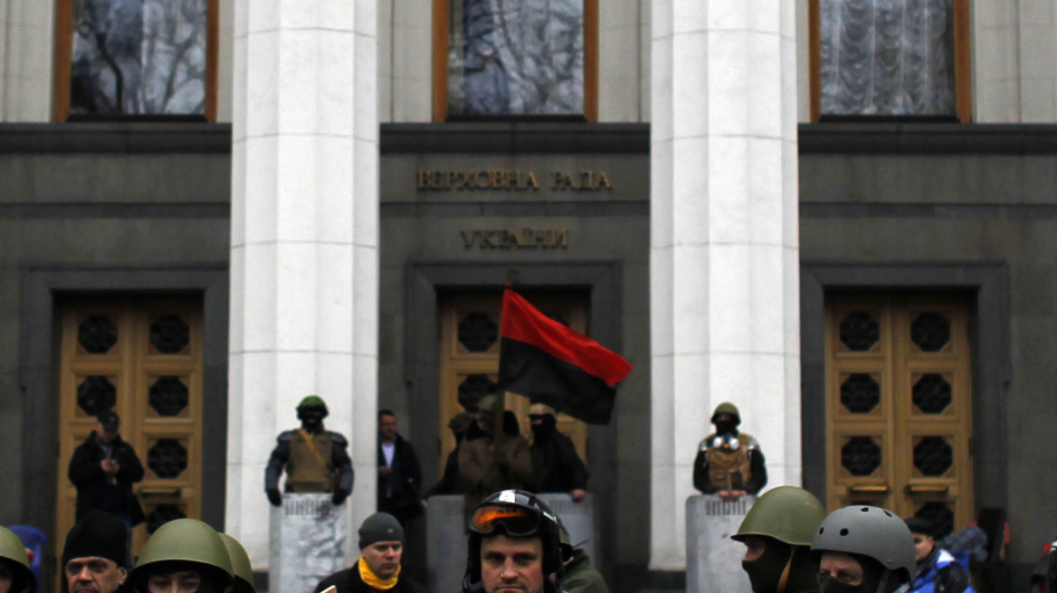 Ουκρανία: Νεοναζιστική οργάνωση απειλεί Έλληνες ομογενείς